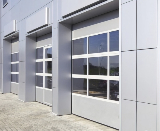 Панорамные ворота Алютех Alutrend в Елизаветинской