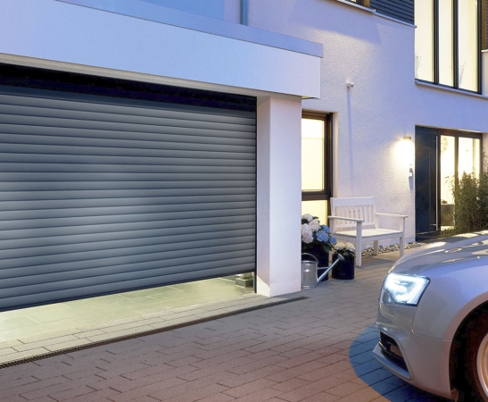 Ворота из роллетного профиля в Елизаветинской